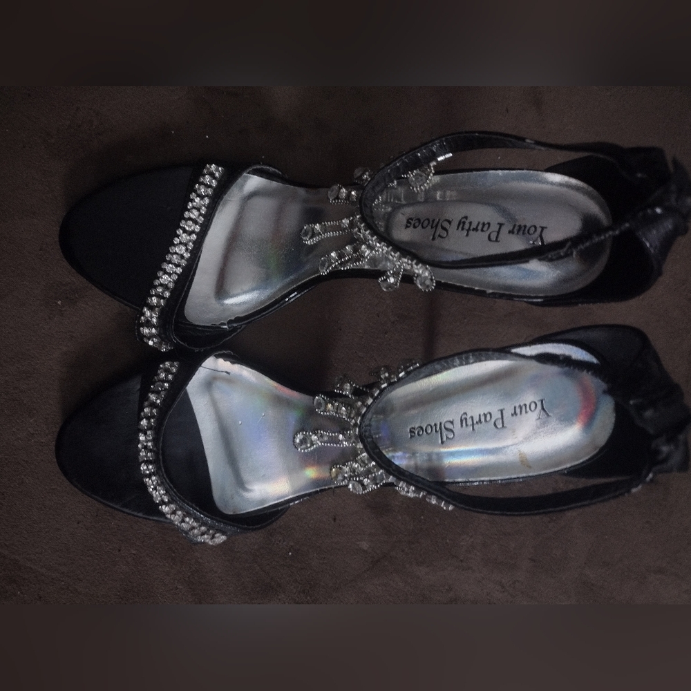 Never Wore Your Party Shoes Size 8.5